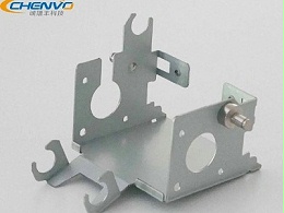 精密沖壓件廠，輥式?jīng)_床送料機-10萬㎡生產(chǎn)面積[誠瑞豐]