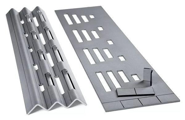 如果零件沿折彎程序未考慮的折彎角度有切口，或者被折彎的材料與程序不完全匹配，則仍然可以通過(guò)動(dòng)態(tài)凸度實(shí)現(xiàn)沿零件的一致角度