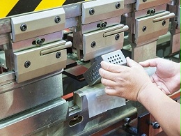 東莞五金沖壓廠，沖壓車(chē)間如何降噪？-誠(chéng)瑞豐科技股份有限公司