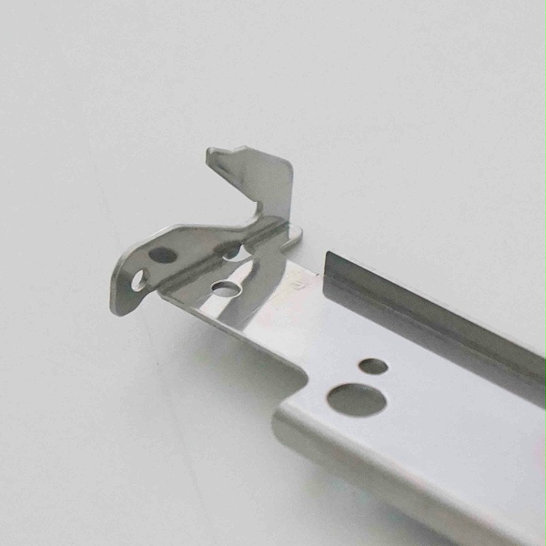 不銹鋼五金沖壓頭部細(xì)節(jié)