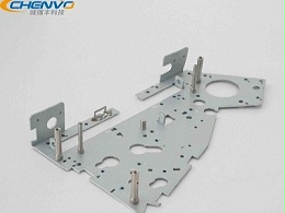 河北沖壓加工，汽車模具的設(shè)計特點