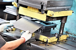 生產(chǎn)精密五金沖壓模具加工件，跳料怎么辦？-深圳誠(chéng)瑞豐公司