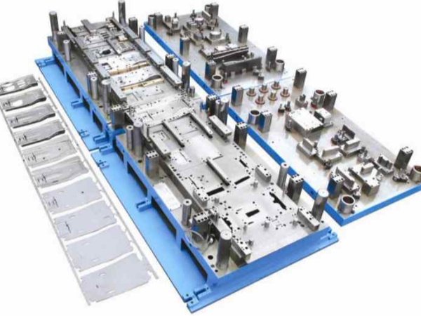 五金沖壓模具如何在行業(yè)竟?fàn)幹懈邇?yōu)勢(shì)