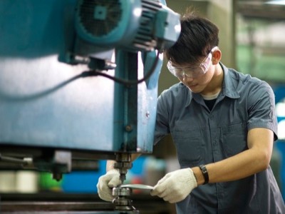 中山五金沖壓廠，大型沖壓加工有哪些特點？-誠瑞豐科技股份有限公司