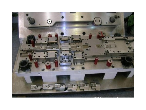 五金沖壓模具工藝制作注意事項，你知道多少？