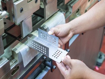 五金沖壓加工件開裂怎么預(yù)防？