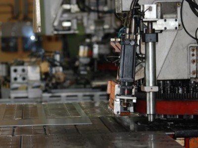 深圳鈑金加工廠常用的3種材料：合金銅、鋼、鋁